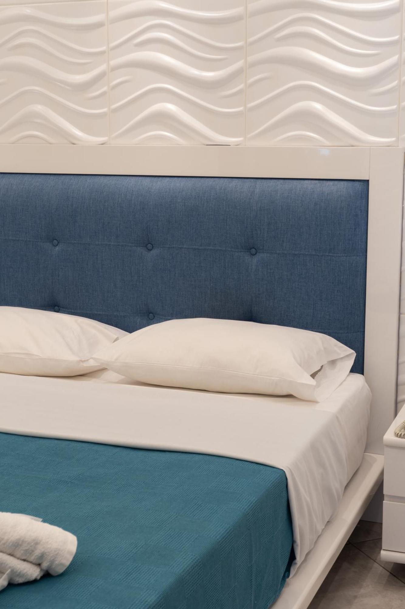 Otel Romantica PalaiónTsiflíkion